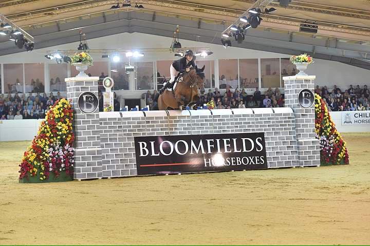 Lola Wade - Showjumping